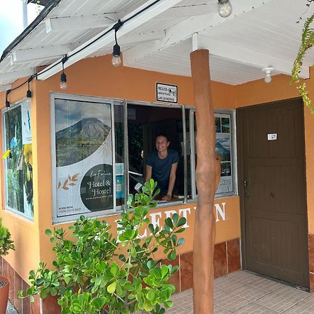 Hostel Alpha Arenal La Fortuna Exterior foto